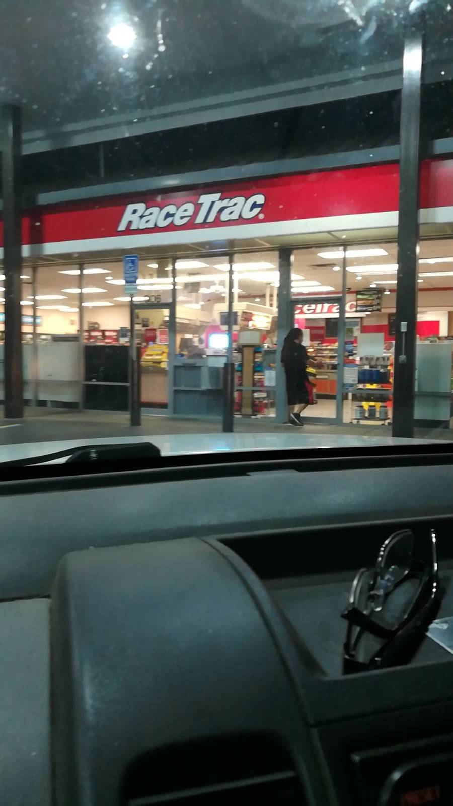 RaceTrac | bakery | 906 Pleasant Hill Rd, Lawrenceville, GA 30044, USA | 7703817087 OR +1 770-381-7087