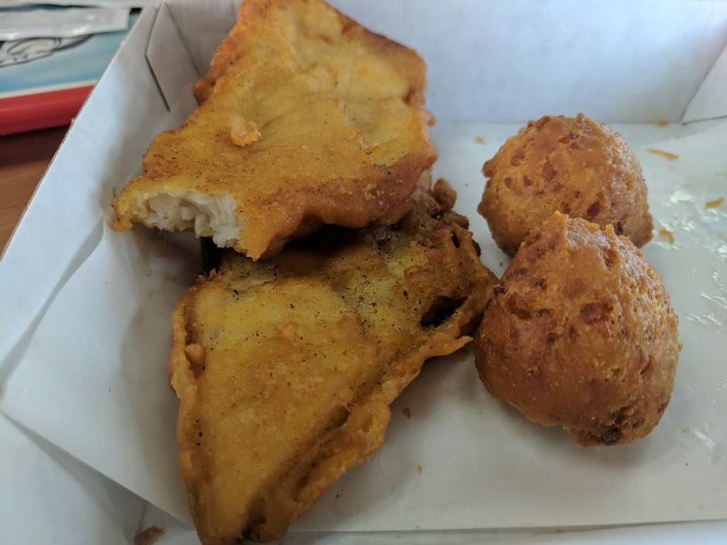 Long John Silvers | meal takeaway | 13720 Van Nuys Blvd, Pacoima, CA 91331, USA | 8188972309 OR +1 818-897-2309