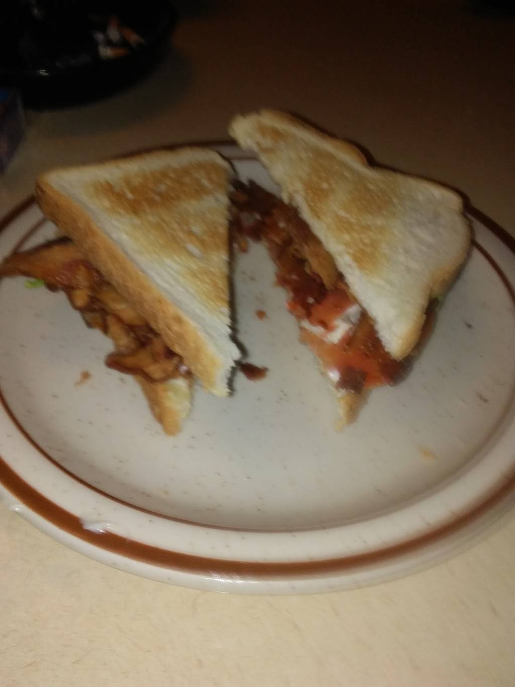 Cowboys Restaurant | restaurant | 121 N Main St, Bluffton, IN 46714, USA | 2608245542 OR +1 260-824-5542