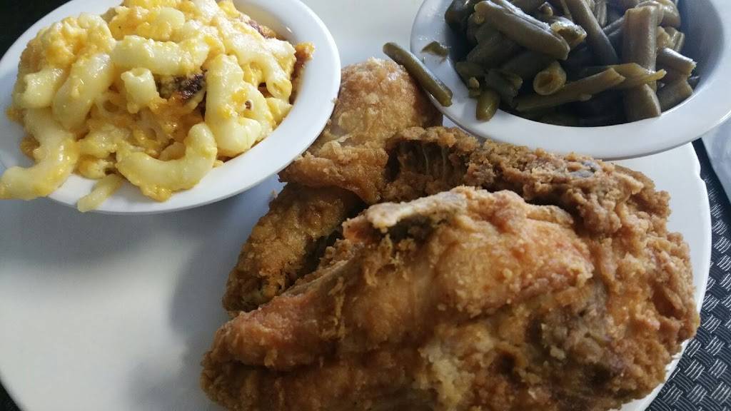 Laurendas Family Restaurant & Catering | bakery | 300 S Line St, Greer, SC 29651, USA | 8648483012 OR +1 864-848-3012