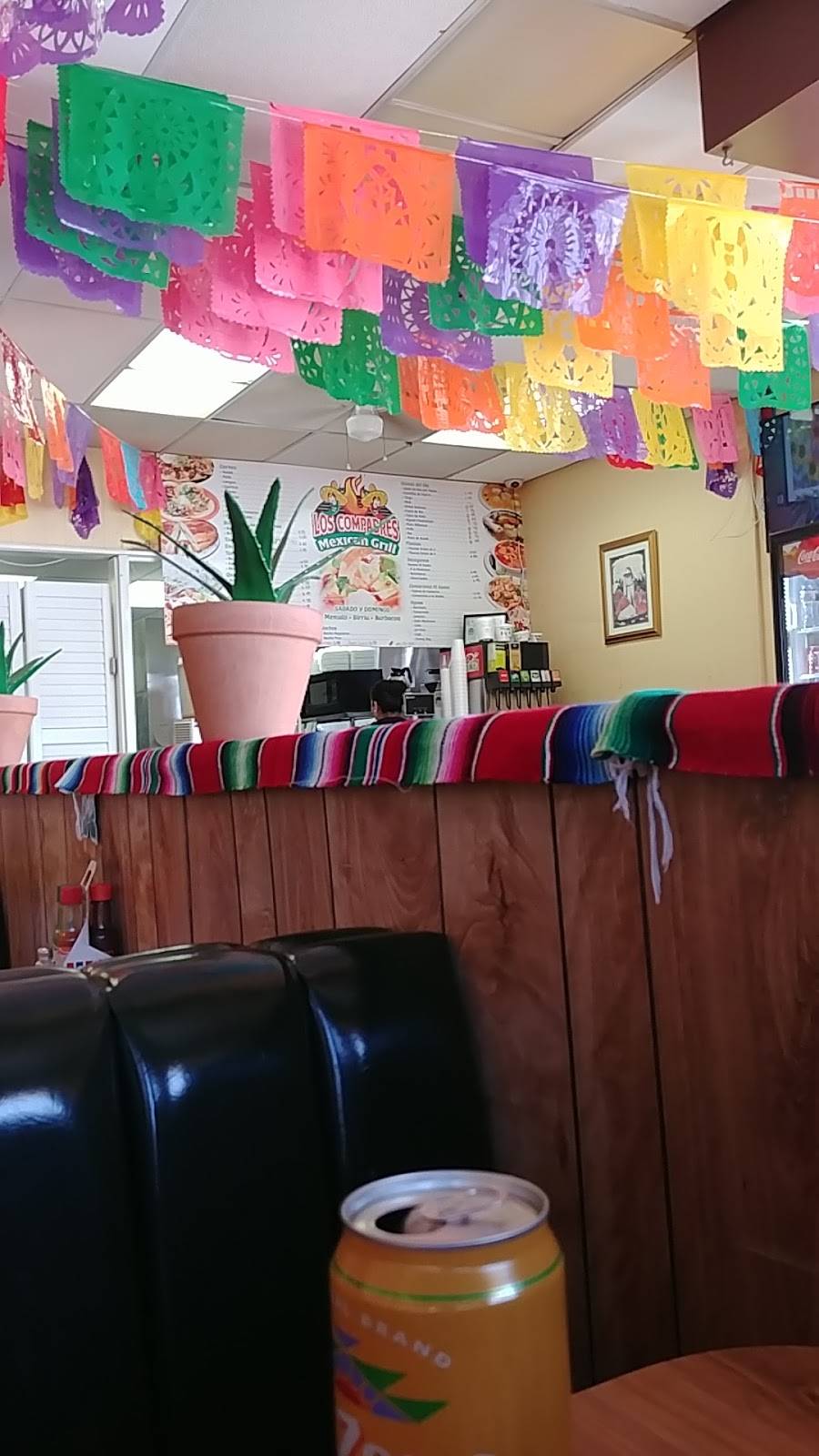Los Compadres | restaurant | 17024 Bellflower Blvd, Bellflower, CA 90706, USA | 5628673377 OR +1 562-867-3377