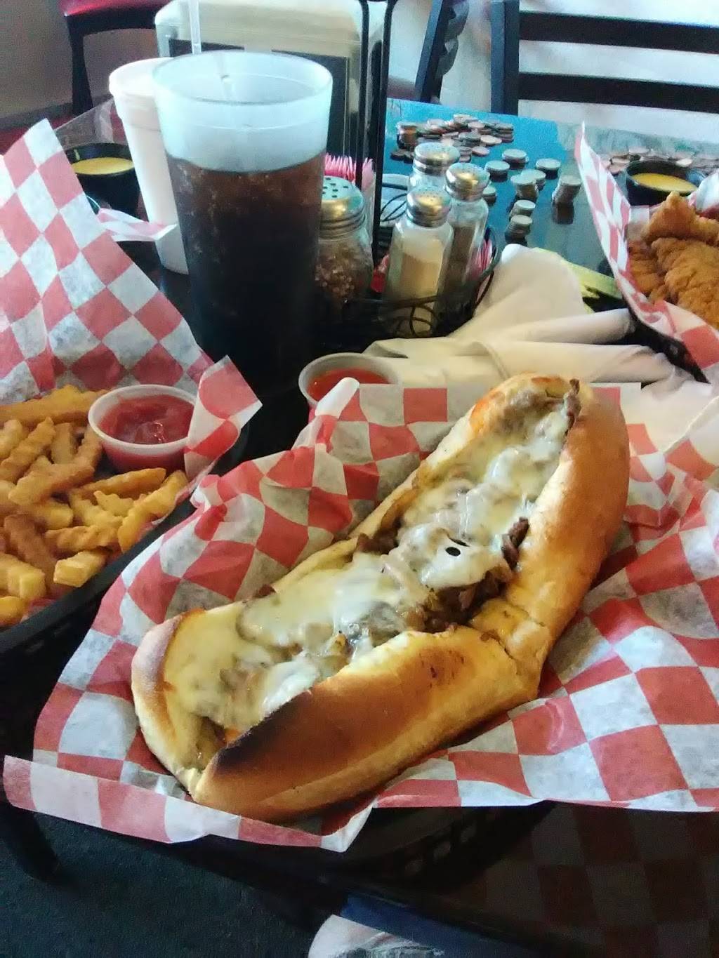 Mona Lisas Pizza | restaurant | 6600, 455 S Lynnhaven Rd, Virginia Beach, VA 23452, USA | 7574634515 OR +1 757-463-4515