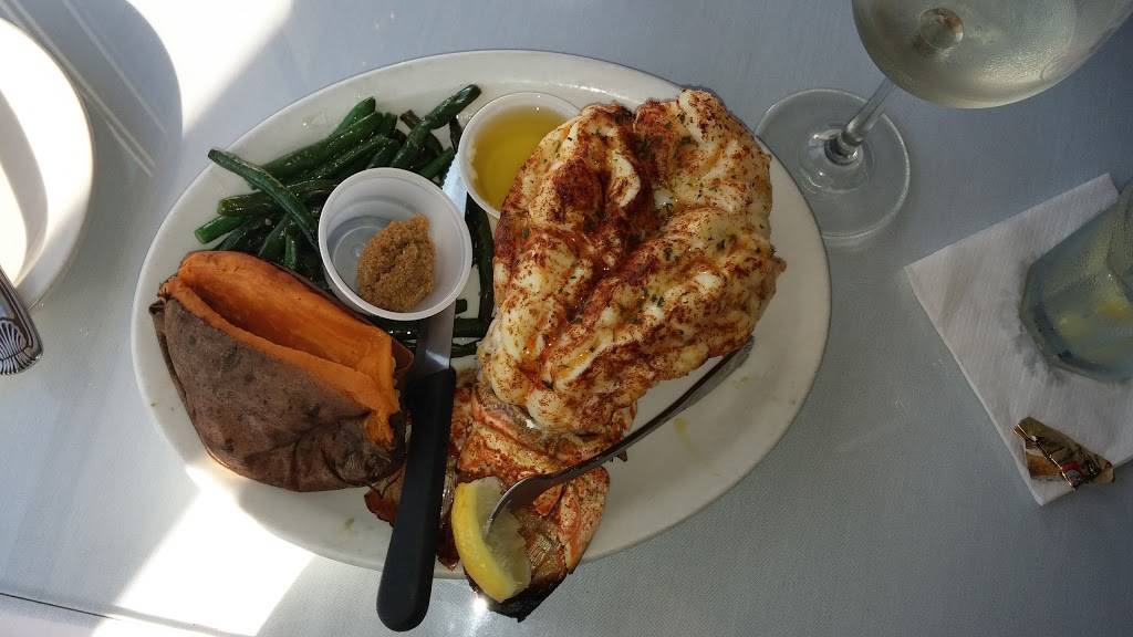 Waterfront | restaurant | 7660 S Tamiami Trail, Sarasota, FL 34231, USA | 9419211916 OR +1 941-921-1916