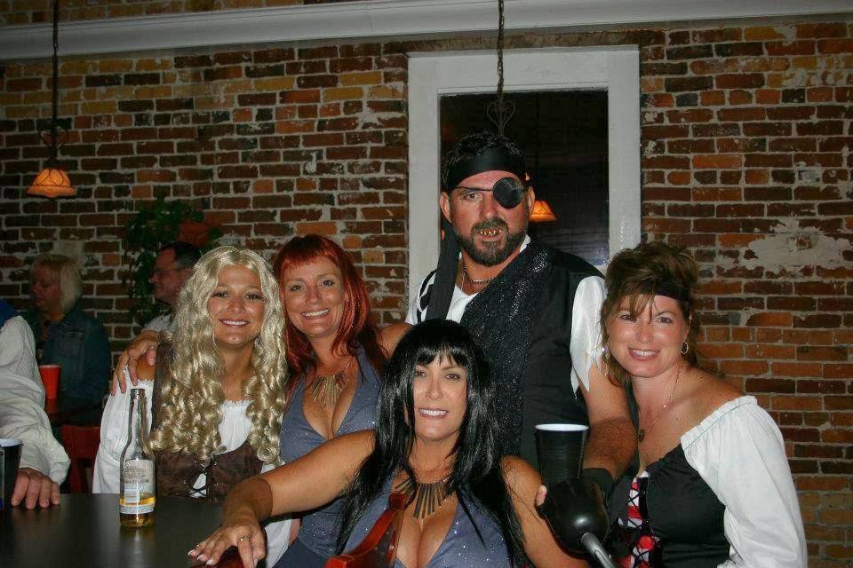 Caddyshak Tiki Bar, Pool & Party | restaurant | 2802 Terra Ceia Bay Blvd, Palmetto, FL 34221, USA | 9417219315 OR +1 941-721-9315