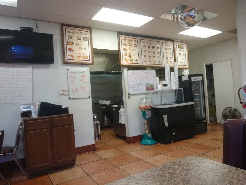 Conchitas Mexican Food | restaurant | 247 Robertson Blvd, Chowchilla, CA 93610, USA | 5596657011 OR +1 559-665-7011