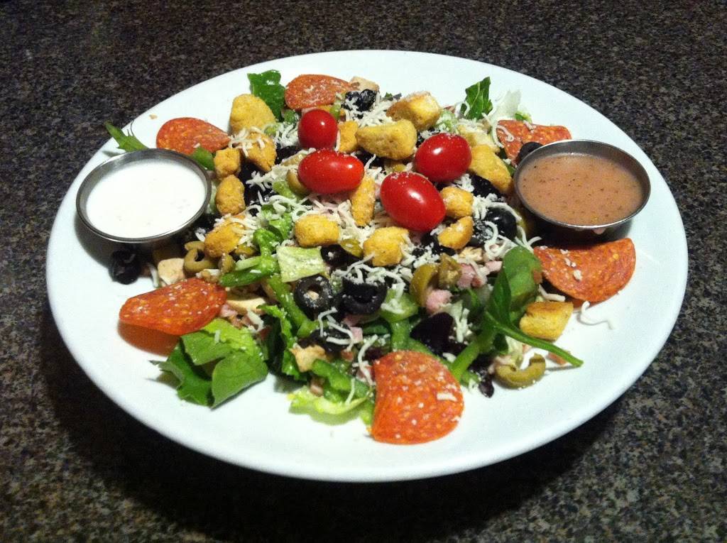 Salvatores by Papà Reno Italian Ristorante | cafe | 313 E 2nd St, Muscatine, IA 52761, USA | 5632639396 OR +1 563-263-9396