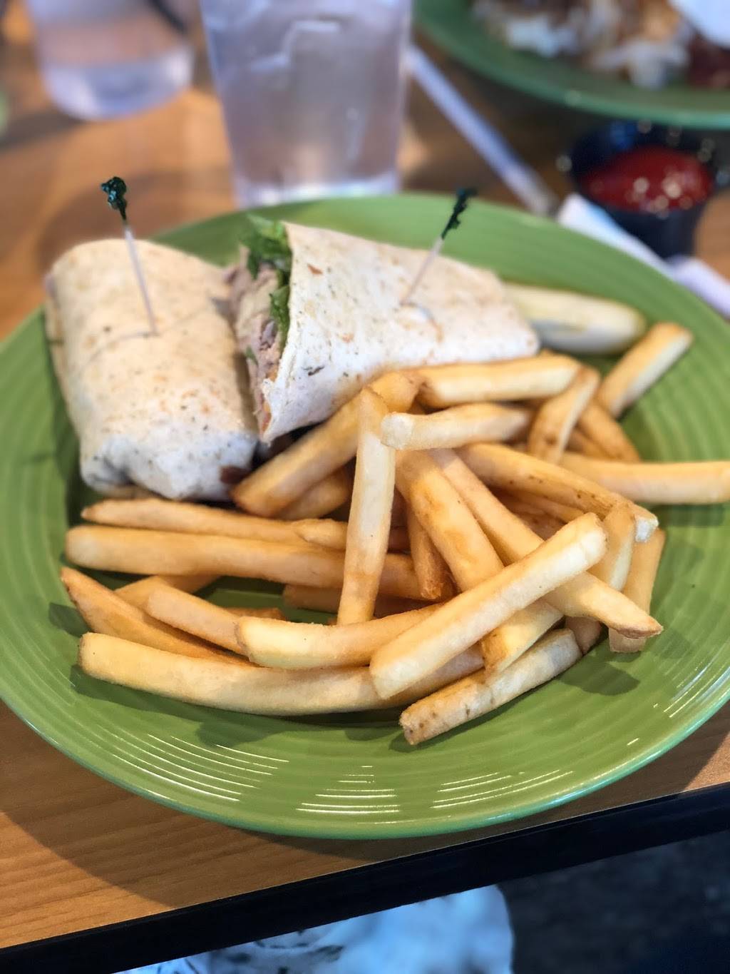 Lamplight Cafe & Bakery | restaurant | 121 W Indiana Ave, Perrysburg, OH 43551, USA | 4198740125 OR +1 419-874-0125