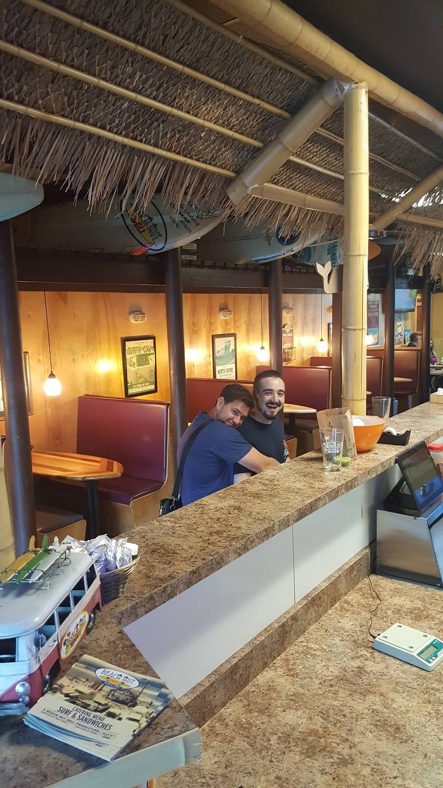 Beach Hut Deli | restaurant | 3955 Park Dr #2, El Dorado Hills, CA 95762, USA | 9169413905 OR +1 916-941-3905