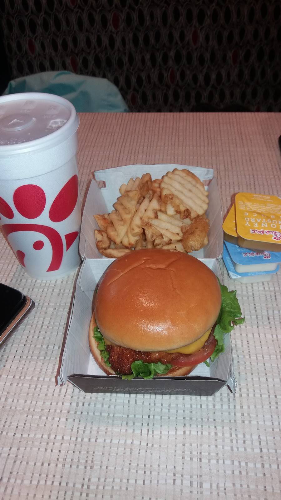 Chick-fil-A | restaurant | 2332 N Park Dr, Holland, MI 49424, USA | 6163559933 OR +1 616-355-9933