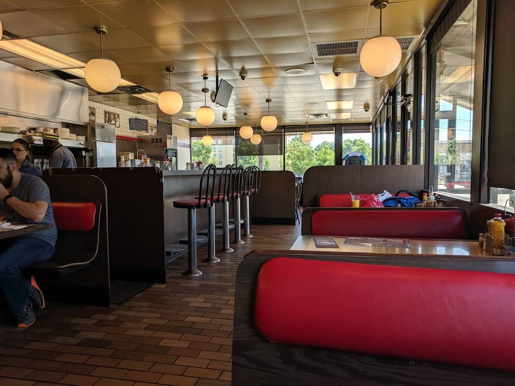 Waffle House | meal takeaway | 1227 Virginia Ave, East Point, GA 30344, USA | 4047662443 OR +1 404-766-2443