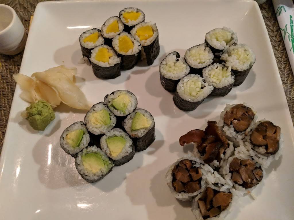 Liki Sushi & Hibachi | restaurant | 243 Schuylkill Rd, Phoenixville, PA 19460, USA | 6109839960 OR +1 610-983-9960