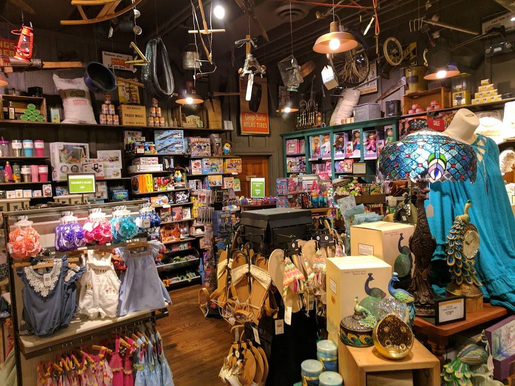 Cracker Barrel Old Country Store | restaurant | 1909 Uncle Herschel Way S.E, Hartselle, AL 35640, USA | 2567514991 OR +1 256-751-4991