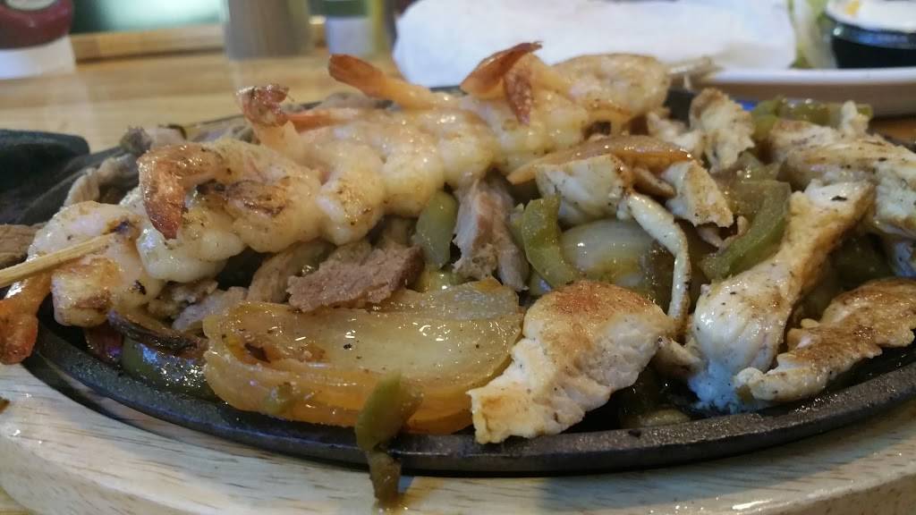 Beef O Bradys | restaurant | 4775 34th St S, St. Petersburg, FL 33711, USA | 7278661086 OR +1 727-866-1086