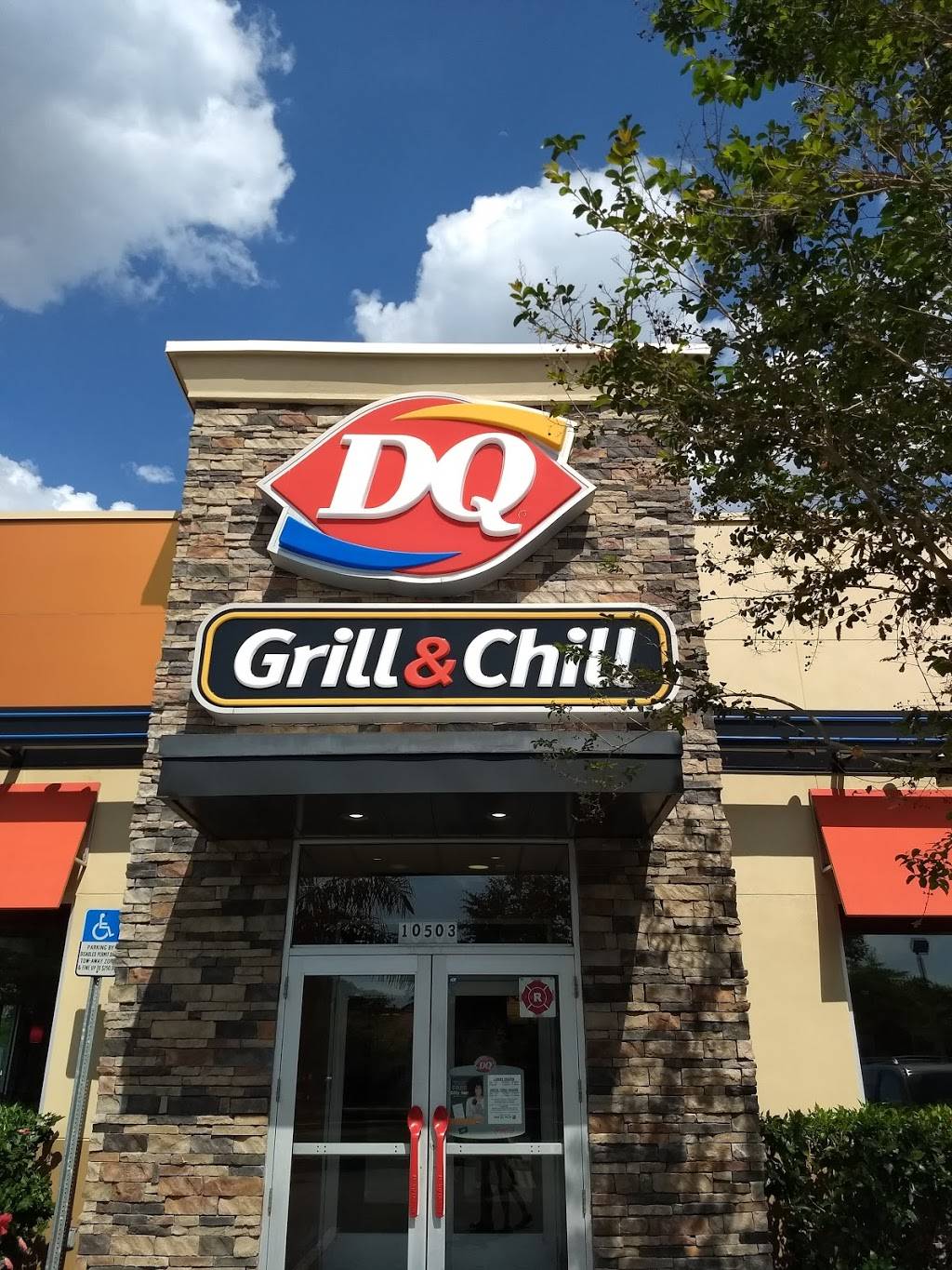 Dairy Queen Grill & Chill | restaurant | 10503 Gibsonton Dr, Riverview, FL 33578, USA | 8136773200 OR +1 813-677-3200