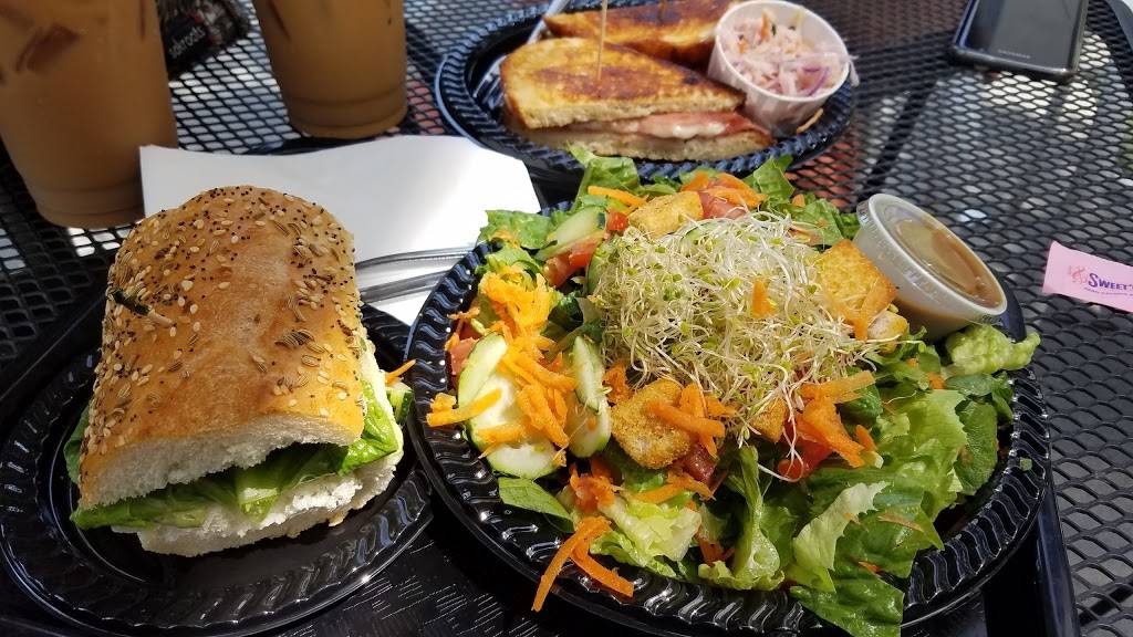 Black Dog Coffee | cafe | 5657 Wilshire Blvd, Los Angeles, CA 90036, USA | 3239331976 OR +1 323-933-1976