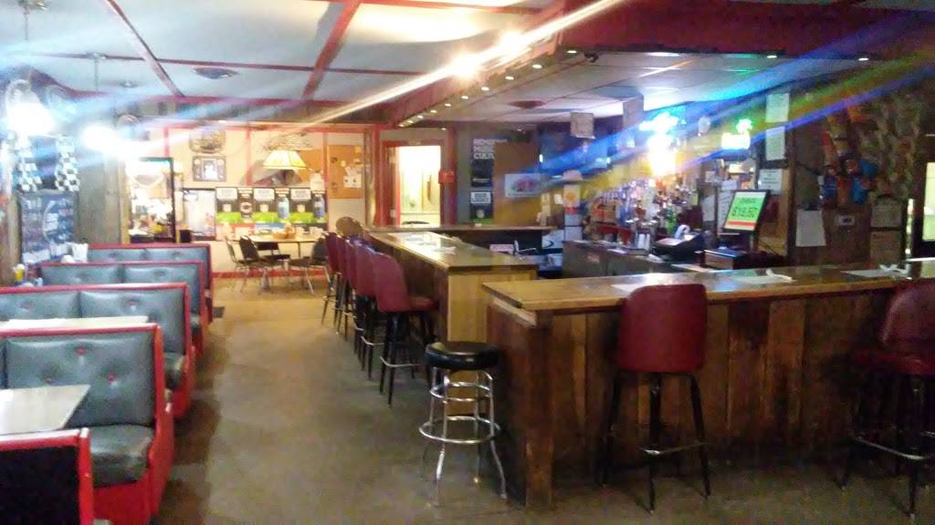 Charlies Place | restaurant | 300 Defiance Ave, Hicksville, OH 43526, USA | 4195429692 OR +1 419-542-9692