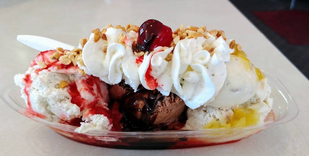 Leasons Dairy Bar and Grille | restaurant | 11475 13 Mile Rd, Warren, MI 48093, USA | 5869772680 OR +1 586-977-2680