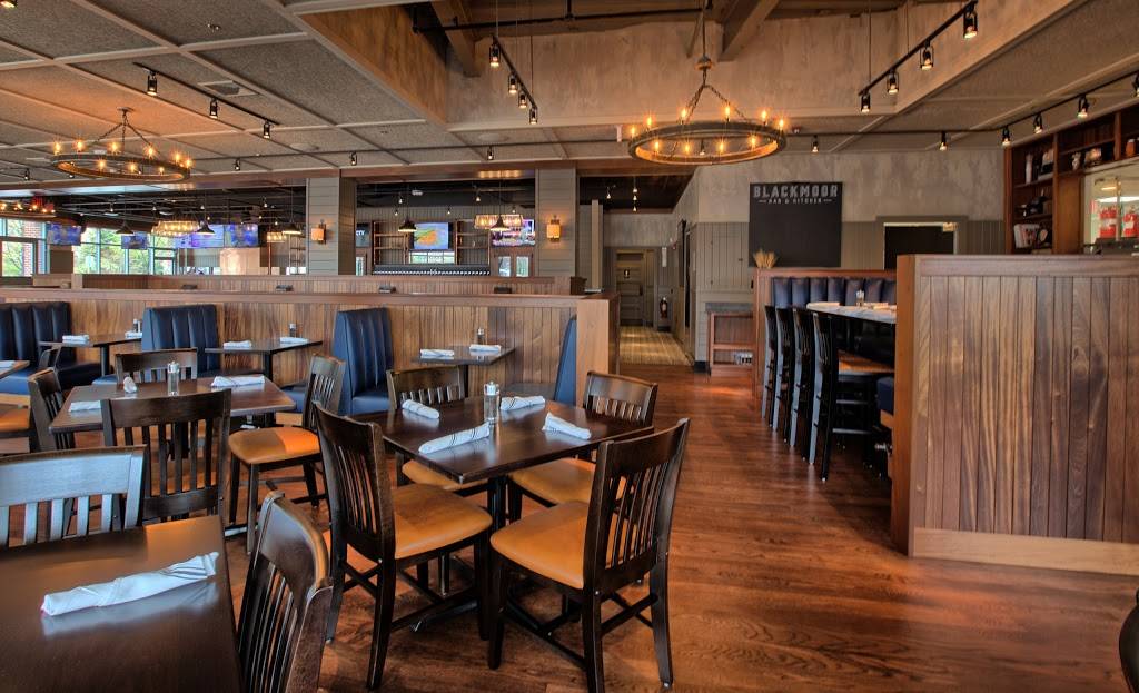 Blackmoor Bar and Kitchen | restaurant | 1 Chelsea St, Charlestown, MA 02129, USA | 6175808166 OR +1 617-580-8166