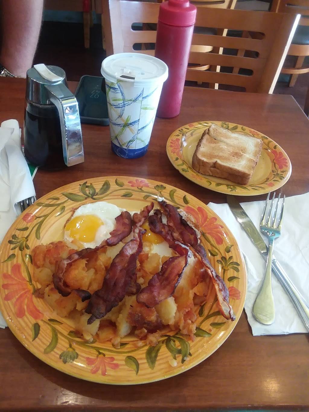 Sunset Coffee Shop | restaurant | 5416 2nd Ave, Brooklyn, NY 11220, USA | 7184397800 OR +1 718-439-7800