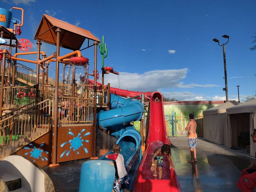 Funtasticks Family Fun Park | meal takeaway | 221 E Wetmore Rd, Tucson, AZ 85705, USA | 5208884653 OR +1 520-888-4653