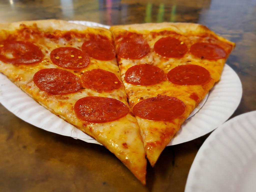 T Js Family Pizza | meal delivery | 209 S Burnt Mill Rd, Voorhees Township, NJ 08043, USA | 8563540444 OR +1 856-354-0444