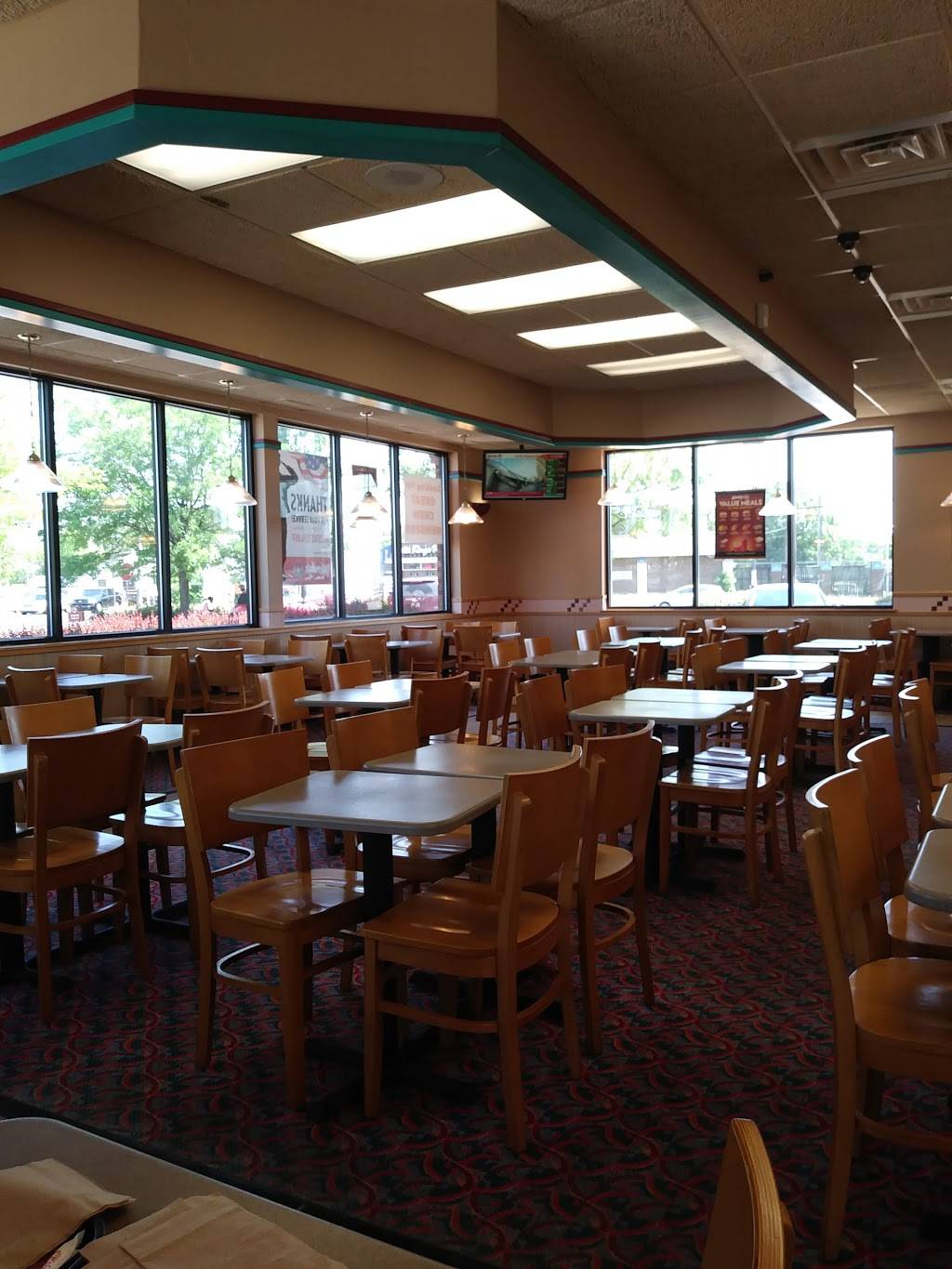 Wendys | restaurant | 3636 Branch Ave, Temple Hills, MD 20748, USA | 3014235227 OR +1 301-423-5227