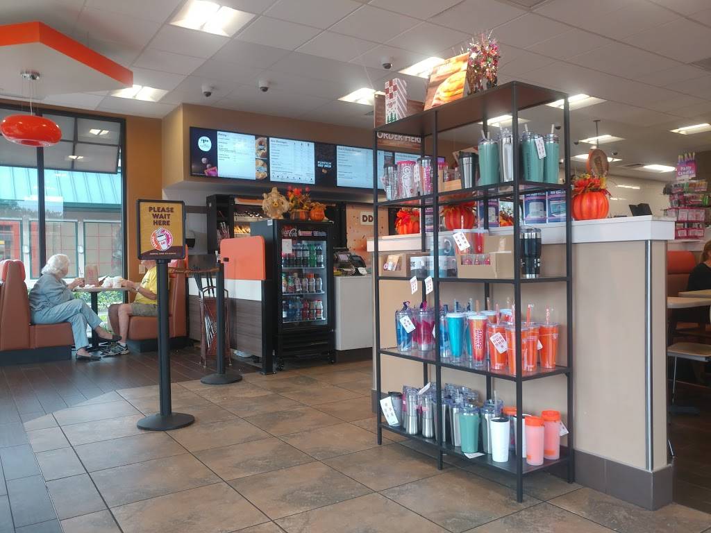Dunkin Donuts | cafe | 717 Cypress Village Blvd, Sun City Center, FL 33573, USA | 8136333003 OR +1 813-633-3003