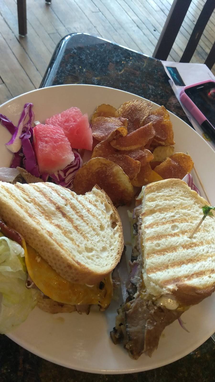 Pere Marquette Bistro & Catering | restaurant | 102 E Upton Ave, Reed City, MI 49677, USA | 2318329833 OR +1 231-832-9833