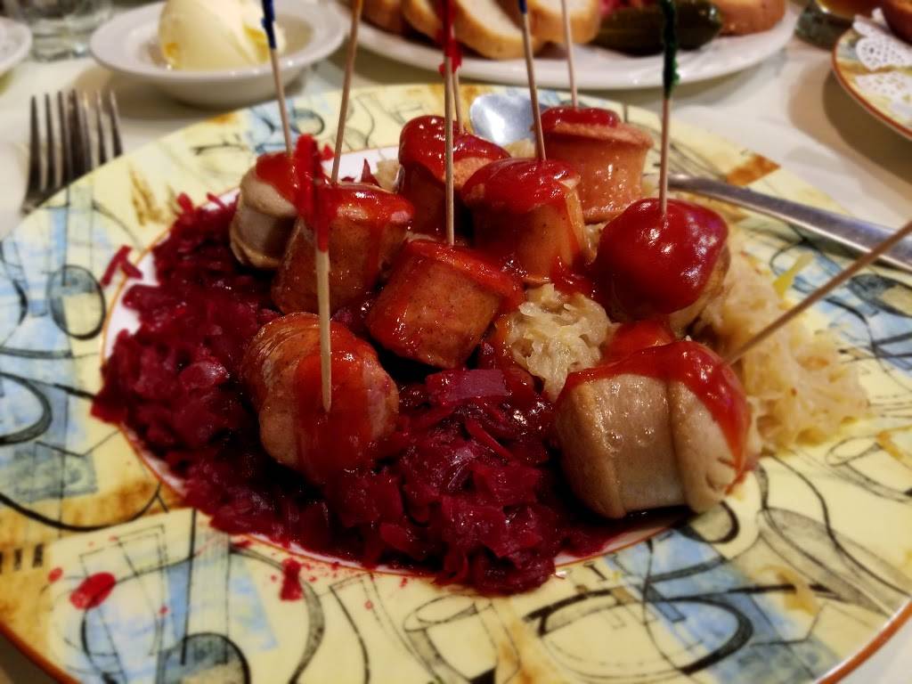 Chef Klaus Bier Stube | restaurant | 20827 South La Grange Road, Frankfort, IL 60423, USA | 8154690940 OR +1 815-469-0940