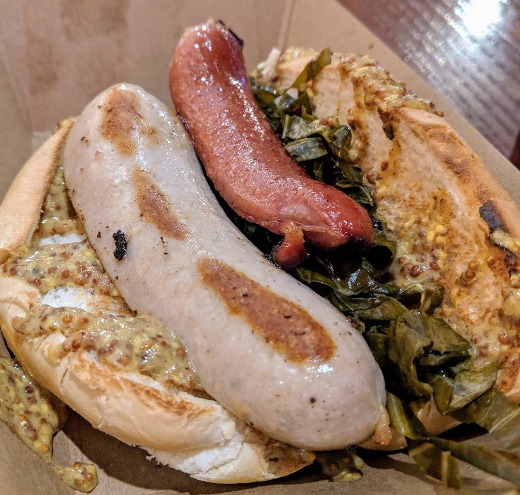 B.T.s Smokehouse | restaurant | 392 Main St, Sturbridge, MA 01566, USA | 5083473188 OR +1 508-347-3188