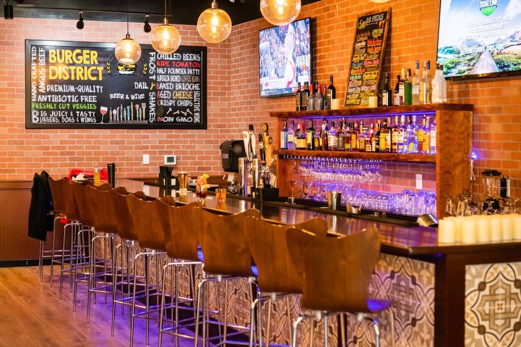 Burger District Gourmet Burgers and Bar | restaurant | 2024 Wilson Blvd, Arlington, VA 22201, USA | 7035272160 OR +1 703-527-2160