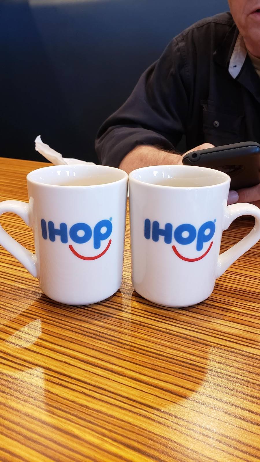IHOP | restaurant | 3200 N Interstate 35, Denton, TX 76201, USA | 9403907051 OR +1 940-390-7051