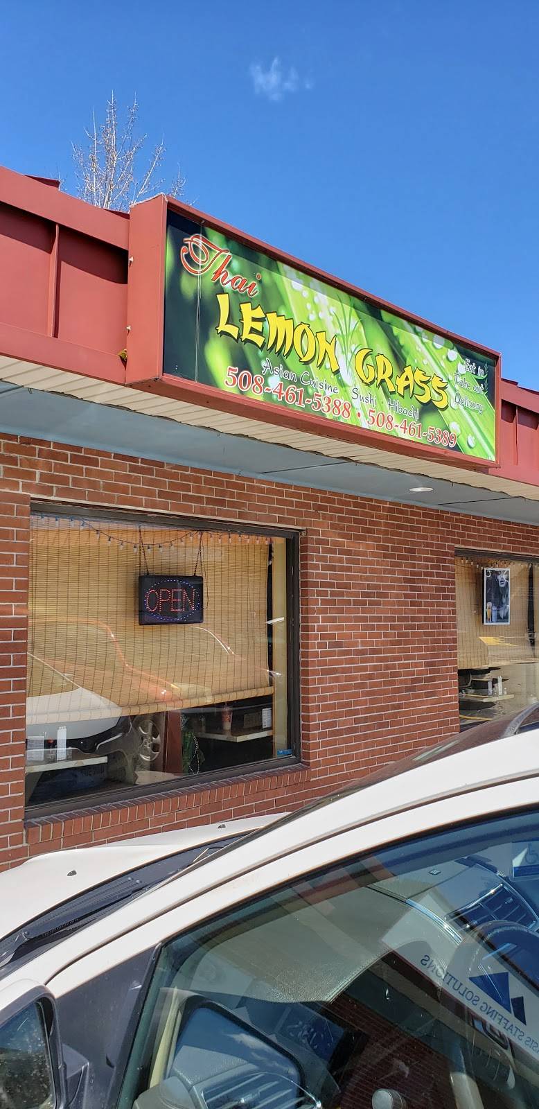 Thai Lemongrass | restaurant | 129 E Main St, Webster, MA 01570, USA | 5084615388 OR +1 508-461-5388