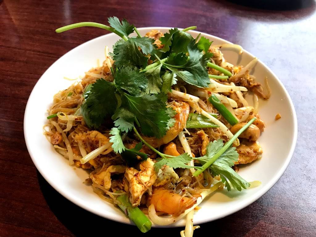 Bangkok Cuisine Express | restaurant | 6170 Mae Anne Ave, Reno, NV 89523, USA | 7757479999 OR +1 775-747-9999