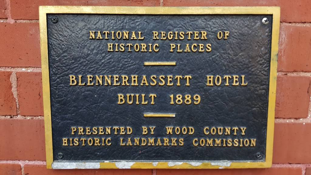 Blennerhassett Coffee Bar serving Starbucks | bakery | 320 Market St, Parkersburg, WV 26101, USA | 3048658676 OR +1 304-865-8676