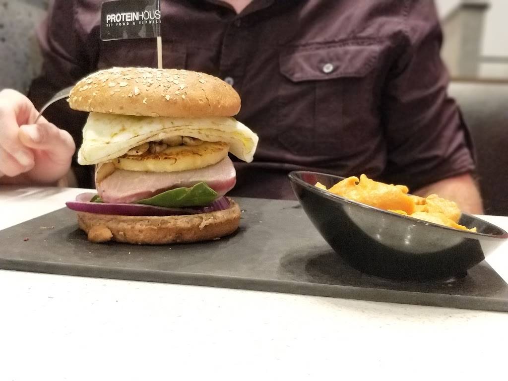 ProteinHouse | restaurant | 1345 Main St, Kansas City, MO 64105, USA | 8162058484 OR +1 816-205-8484
