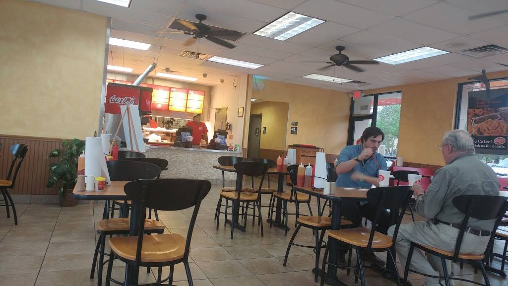 Bushs Chicken | restaurant | 9815 Brodie Ln, Austin, TX 78748, USA | 5122801600 OR +1 512-280-1600