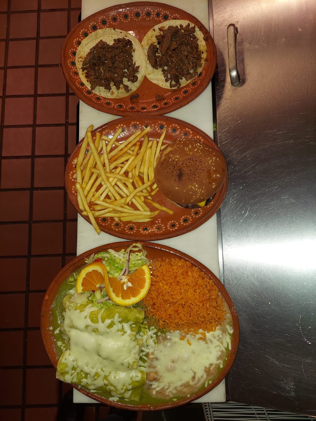 Taqueria y Birrieria Luz | restaurant | 4811 Azusa Canyon Rd, Baldwin Park, CA 91706, USA | 6263647107 OR +1 626-364-7107