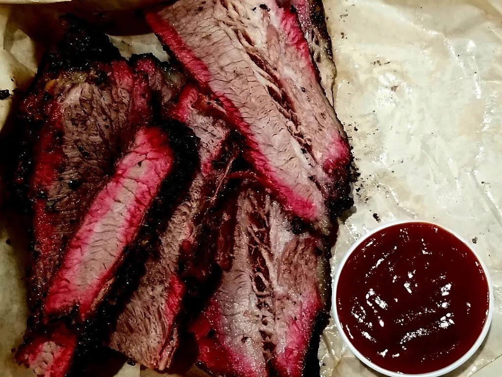 Kemp BBQ | restaurant | 2220 Herndon Ave #102, Clovis, CA 93611, USA | 5597654890 OR +1 559-765-4890