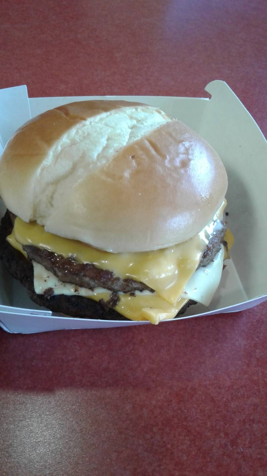 Jack in the Box | restaurant | 3209 E Belknap St, Fort Worth, TX 76111, USA | 8178312404 OR +1 817-831-2404