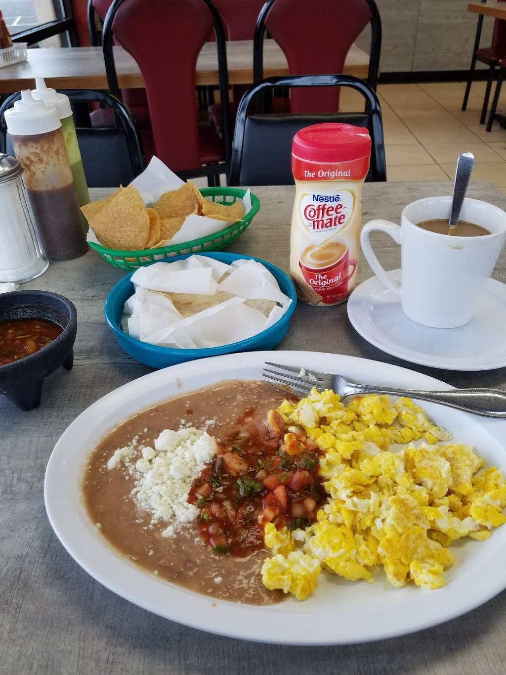 La Tovara | restaurant | 1032 N Pacific Hwy, Woodburn, OR 97071, USA | 5039020661 OR +1 503-902-0661