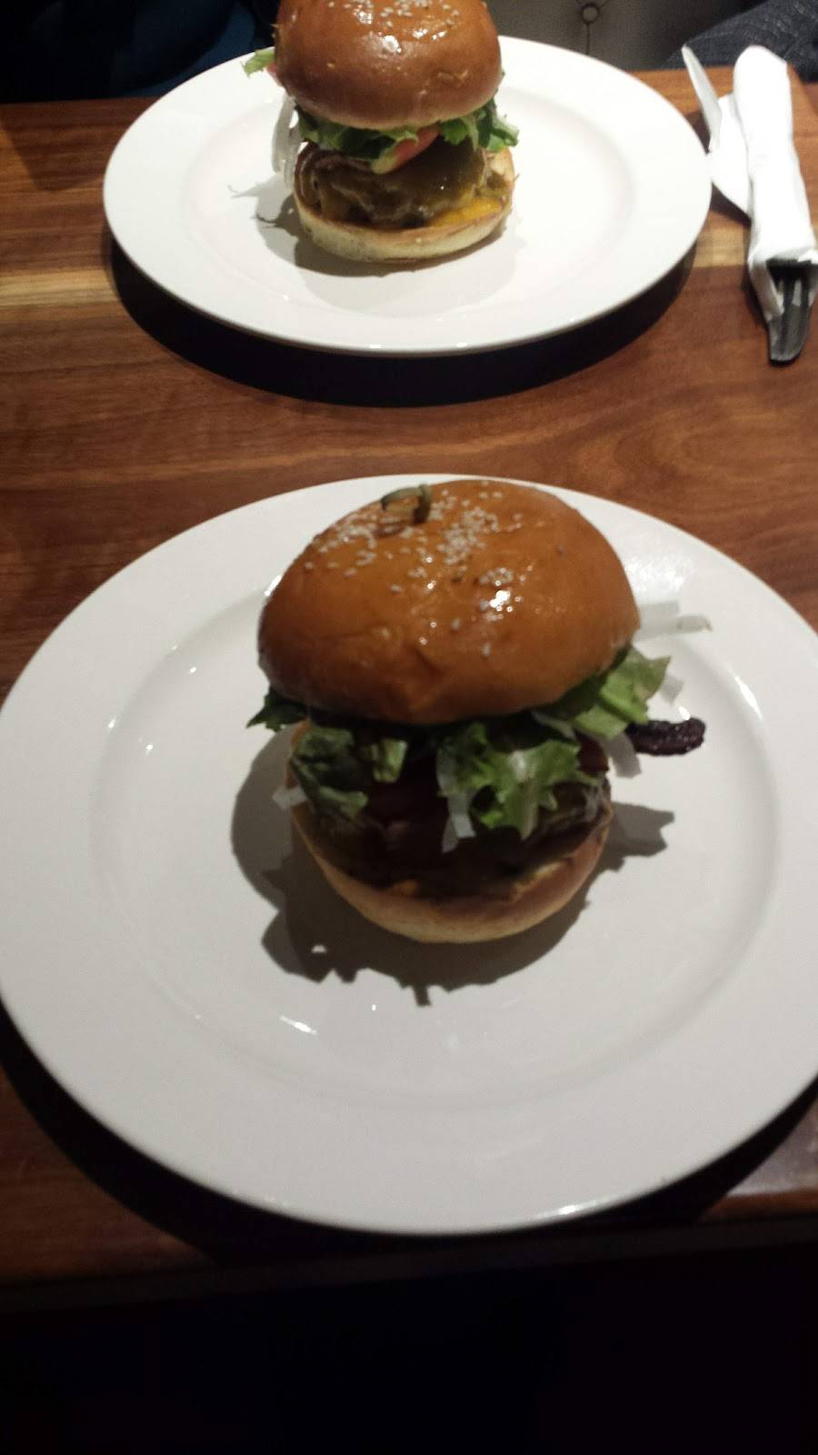 Robinia Courtyard | restaurant | 829 E Washington Ave, Madison, WI 53703, USA | 6084780181 OR +1 608-478-0181