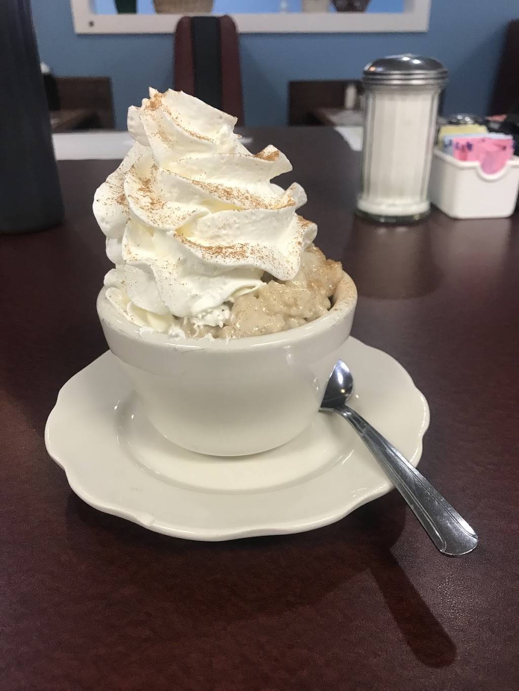 M&MS Diner | restaurant | 1031 Plainfield St, Johnston, RI 02919, USA | 4012707371 OR +1 401-270-7371