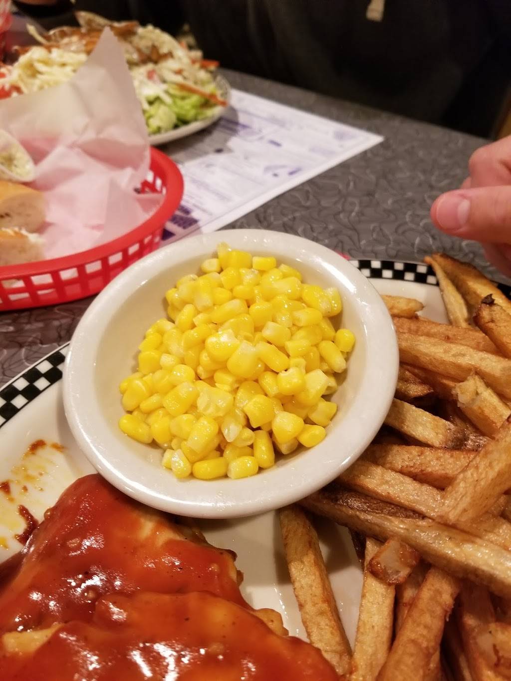 Harshbargers Sub N Malt | restaurant | 716 Swamp Rd, Mifflintown, PA 17059, USA | 7174365386 OR +1 717-436-5386