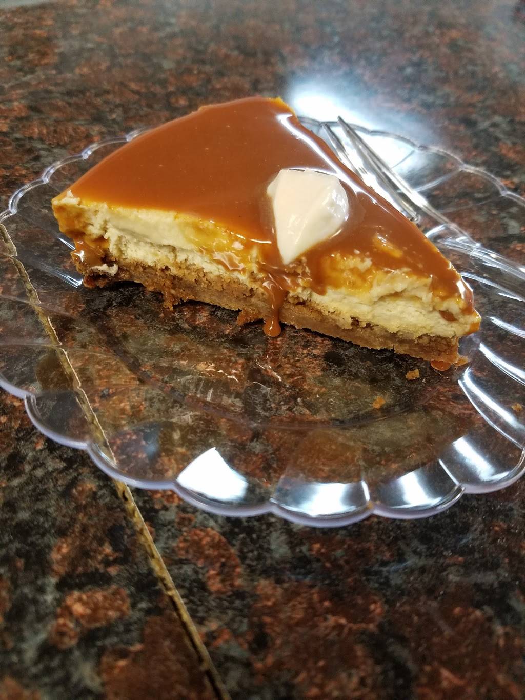 Jennifers Edibles Restaurant | restaurant | 1623 Simpson St, Evanston, IL 60201, USA | 2247171835 OR +1 224-717-1835