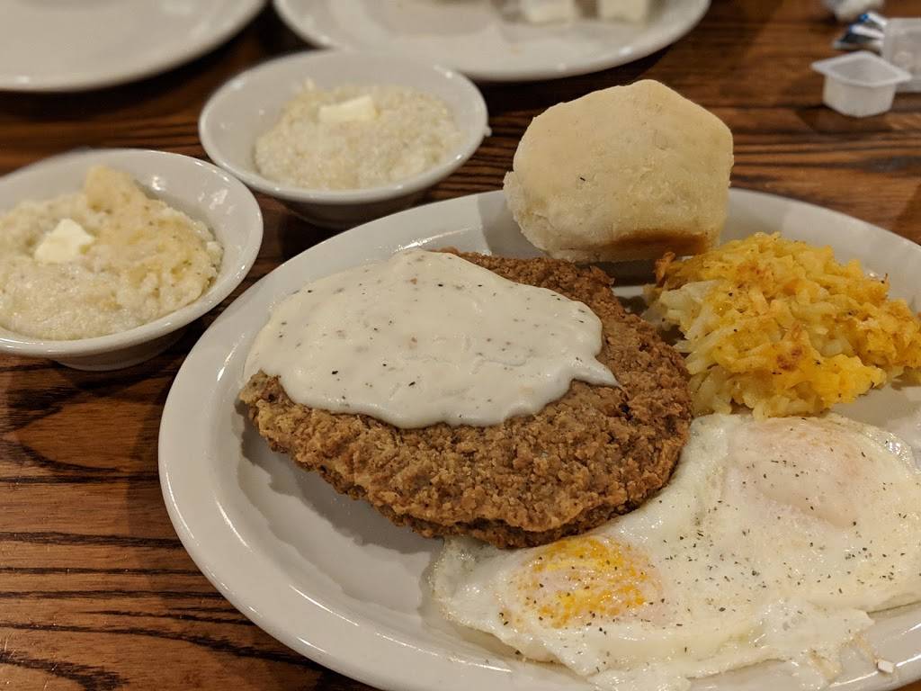 Cracker Barrel Old Country Store | restaurant | 1050 S Hwy Dr, Fenton, MO 63026, USA | 6363493335 OR +1 636-349-3335