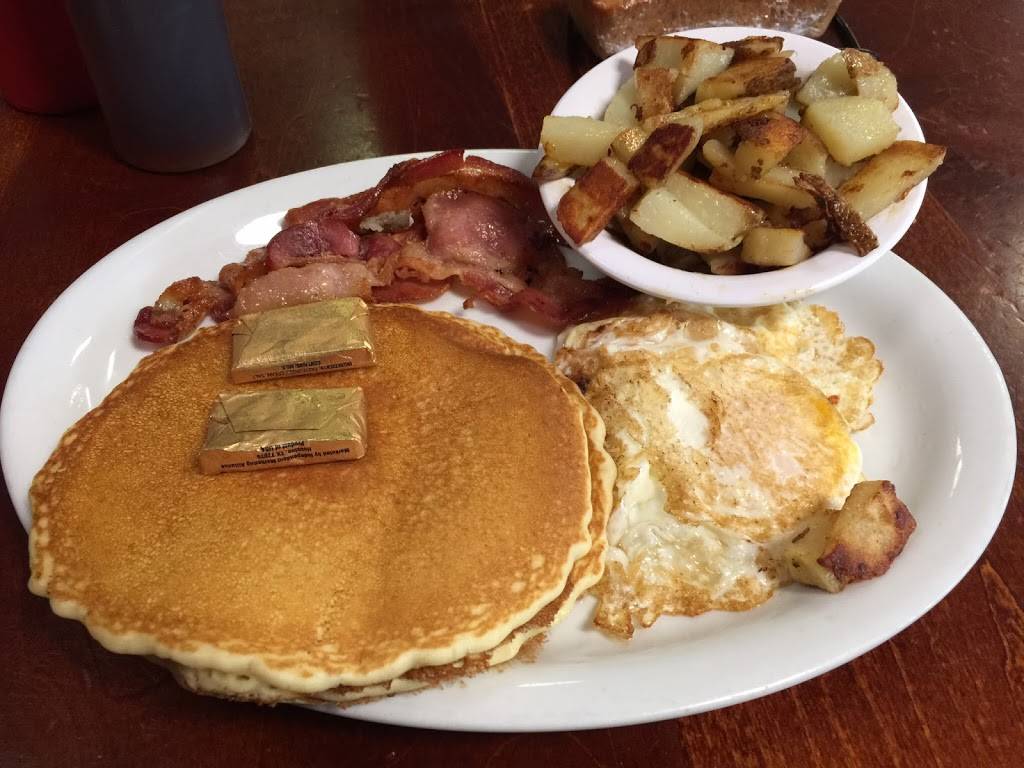 Falls Market Restaurant & Inn | restaurant | 69 Main St, Ohiopyle, PA 15470, USA | 7243294973 OR +1 724-329-4973