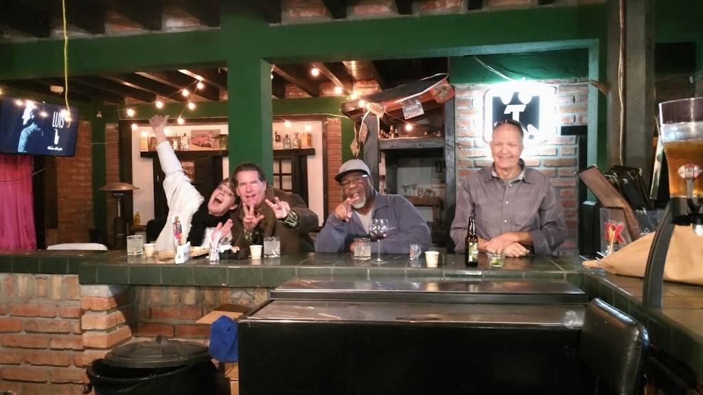 La Casa De La Gritona Bar & Grill | restaurant | Av. Gral. Emiliano Zapata 119, Amp Reforma, 22710 Rosarito, B.C., Mexico | 016643097269 OR +52 664 309 7269