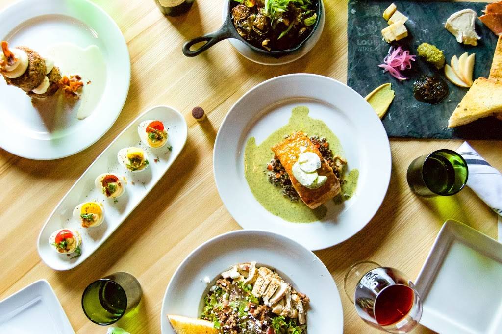 Louies Wine Dive Coralville | restaurant | 901 E 2nd Ave #100, Coralville, IA 52241, USA | 3195691892 OR +1 319-569-1892