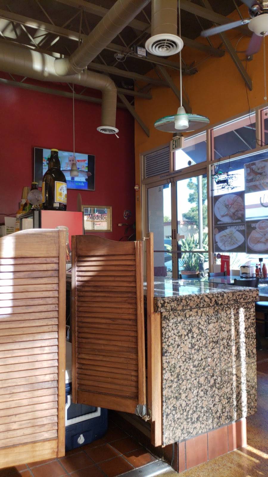 Marucas Mexican Kitchen | restaurant | 137 W First St, Tustin, CA 92780, USA | 6572125828 OR +1 657-212-5828